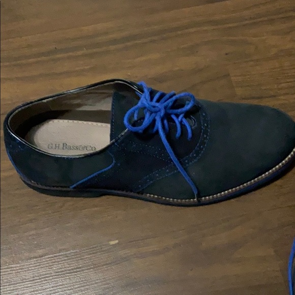 Shoes - Picture 2 of 2